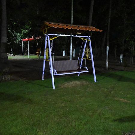 Hotel Amee'S Retreat Diveāgar Zewnętrze zdjęcie